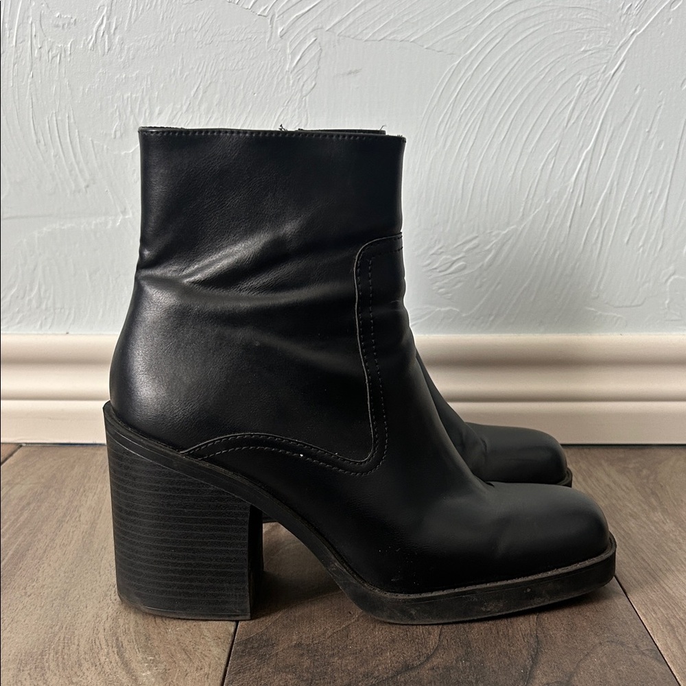 H&M Black Chelsea Faux Leather Heeled Boots